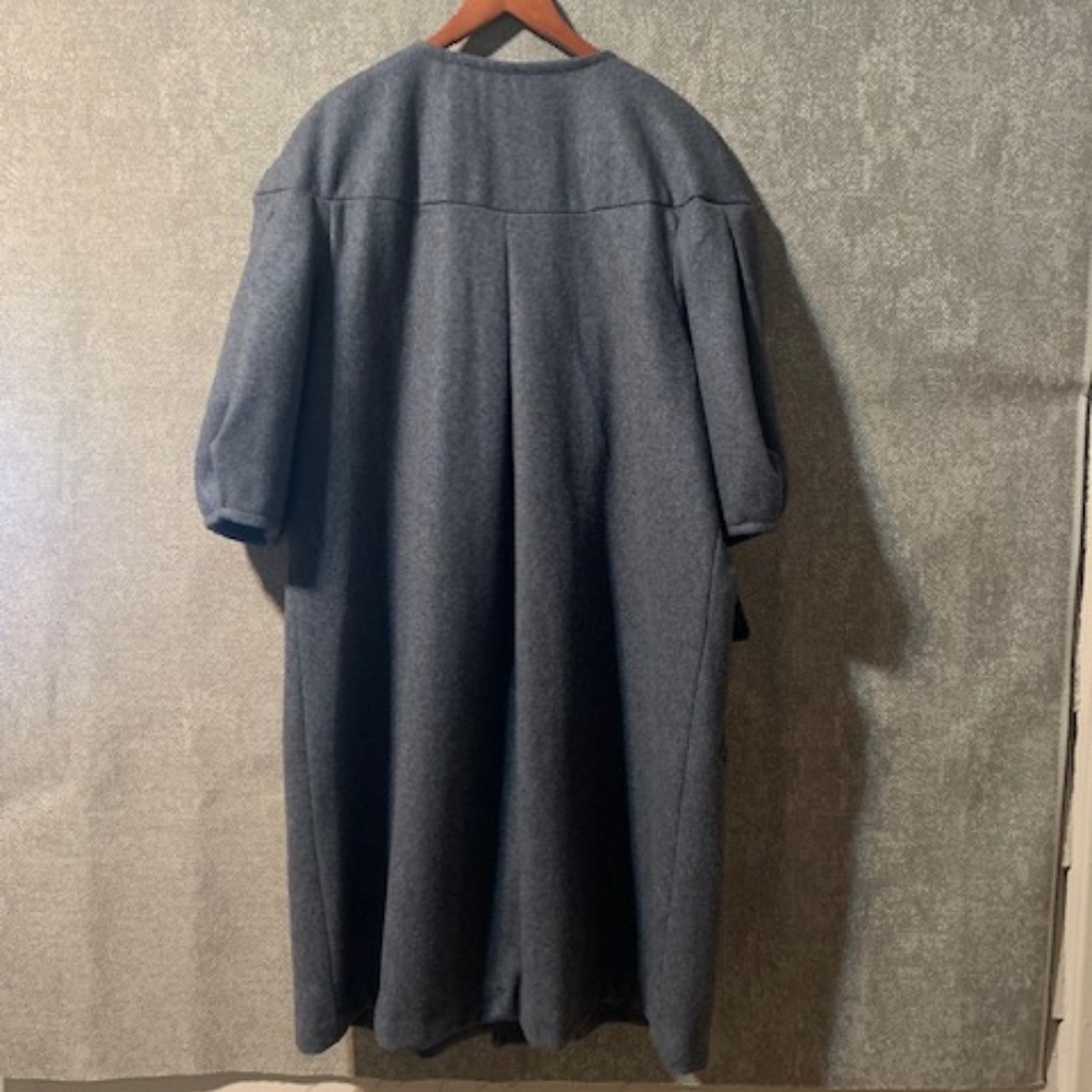 Max Azria Tex Gray Coat NWOT - size L - Picture 2 of 7